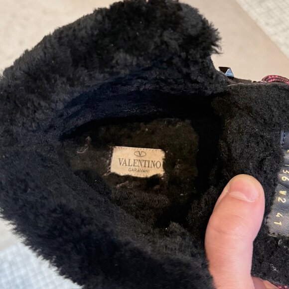 Valentino Black Suede Shearling Lined Winter Hiking Boots - Picture 11 of 13